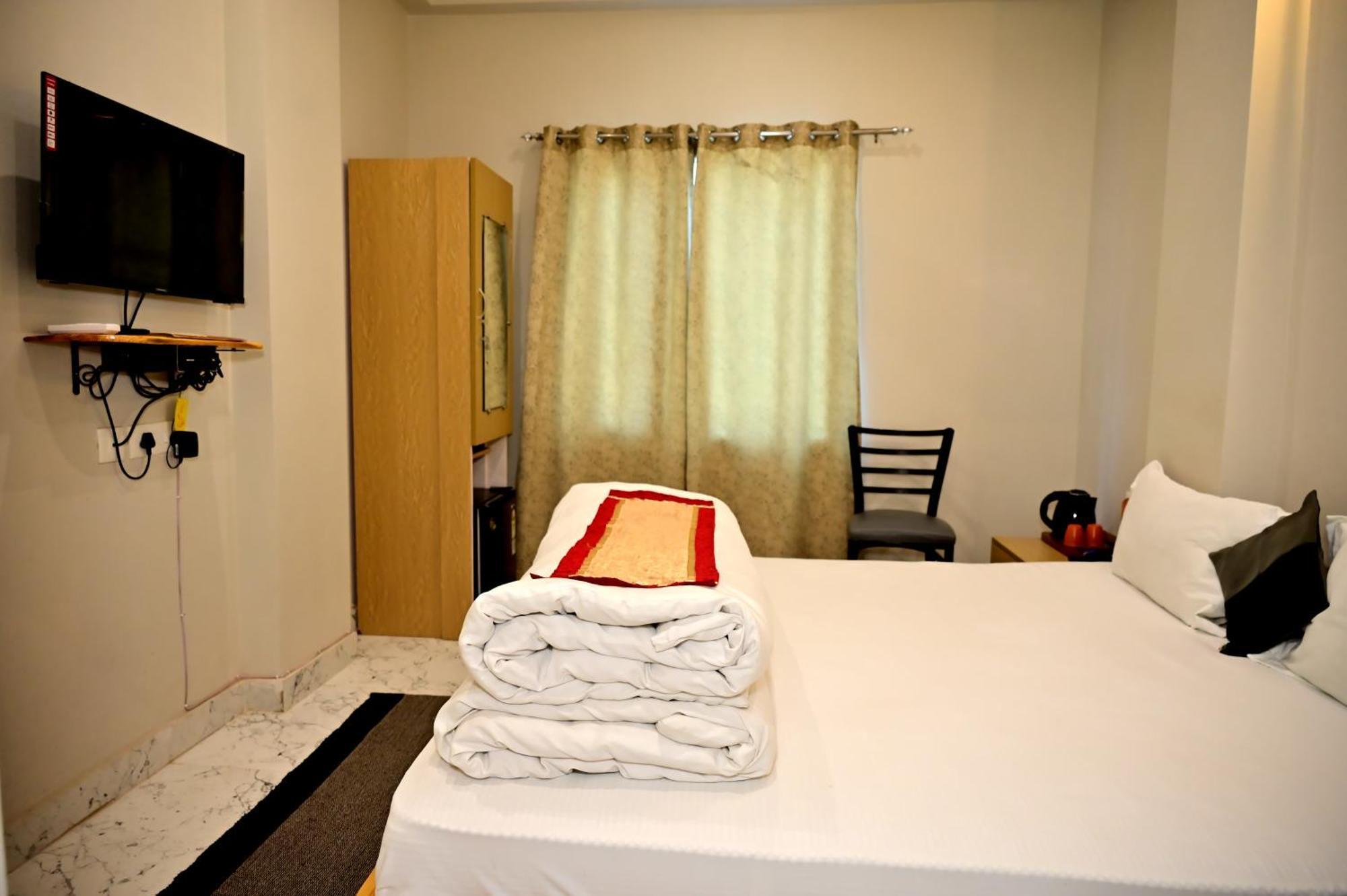 Kaashvi Hotel 3*